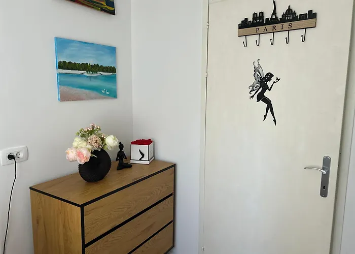 Дом отдыха House Стариград-Пакленица