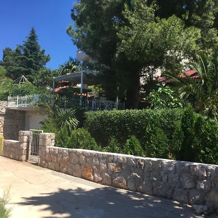 Сasa de vacaciones House