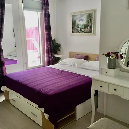 House * Starigrad Paklenica