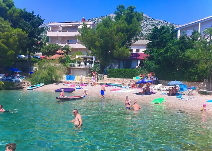 House * Starigrad Paklenica